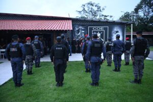Imagem da notícia - Polícia Militar do Amazonas forma oficiais que vão operar como gerenciadores de crise em ocorrências complexas