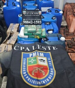 Imagem da notícia - Polícia Militar do Amazonas fecha laboratório de drogas e apreende grande quantidade de substâncias químicas