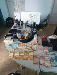 Imagem da notícia - Em Benjamin Constant, Polícia Militar do Amazonas prende trio envolvido no crime de pirataria nos rios