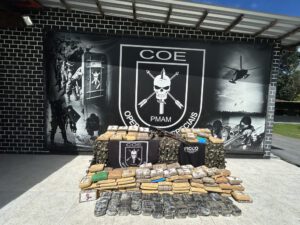 Imagem da notícia - Ação integrada da PMAM, SSP, PF e Forças Armadas inutiliza aeronaves usadas para transportar drogas