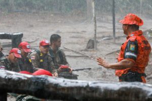 Imagem da notícia - Alunos oficiais do Corpo de Bombeiros do Amazonas iniciam treinamento ‘Vida na Selva’ na base de instrução do exército brasileiro