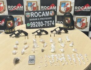 Imagem da notícia - Polícia Militar do Amazonas prende homem com três armas de fogo e mais de 50 porções de drogas