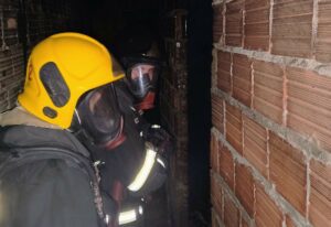 Imagem da notícia - Corpo de Bombeiros do AM controla princípio de incêndio causado por ventilador superaquecido