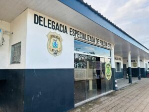 Imagem da notícia - PC-AM e GCM prendem dupla envolvida em homicídio qualificado de adolescente na zona rural de Tefé