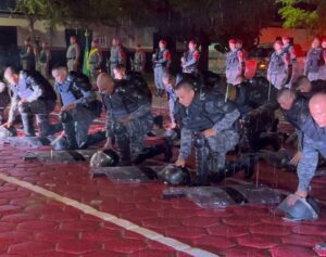 Imagem da notícia - PMAM conclui treinamento especializado para atuação em situações de crise, distúrbios civis e intervenções de alto risco