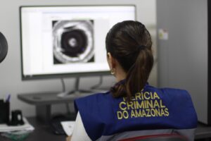 Imagem da notícia - Peritos do Amazonas confirmam ligação de armas usadas em diferentes crimes pelo Banco de Perfis Balísticos