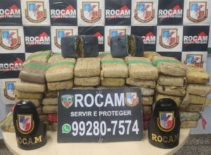Imagem da notícia - Polícia Militar do Amazonas apreende 100 tabletes de droga em balneário no Tarumã-Açu