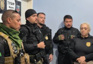 Imagem da notícia - Operação Festlendas: PC-AM cumpre 12 mandados e prende cinco suspeitos por tráfico de drogas em Novo Aripuanã