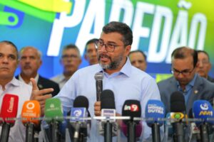 Imagem da notícia - Governador Wilson Lima apresenta resultados da ampliação do Sistema Paredão, com novas tecnologias de reconhecimento facial e de placas