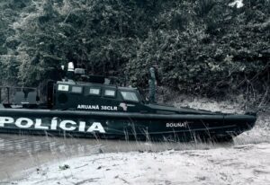 Imagem da notícia - Solimões Mais Seguro: PMAM com apoio da SSP-AM desarticula quadrilha e apreende 600 quilos de entorpecentes em Tefé