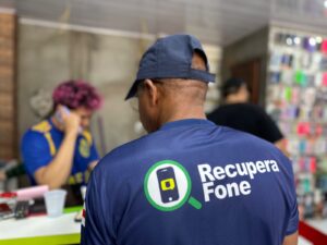 Imagem da notícia - Em um ano, Programa RecuperaFone recuperou mais de 6,5 mil celulares e registrou queda expressiva de roubos 