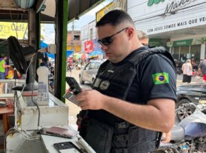 Imagem da notícia - Operação RecuperaFone fiscaliza nove lojas e assistências técnicas no bairro Manoa