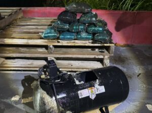 Imagem da notícia - Base Arpão 2: PMAM encontra 15 kg de drogas dentro de compressor