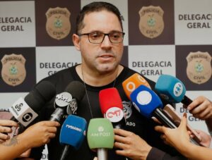 Imagem da notícia - PC-AM desarticula grupo que se passava por policiais para praticar extorsões em Manaus