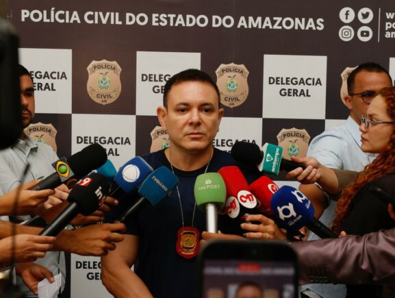 Operação Meia Verdade: PC-AM prende mentores de grupo que aplicava golpe com o falso cadastro no transporte coletivo