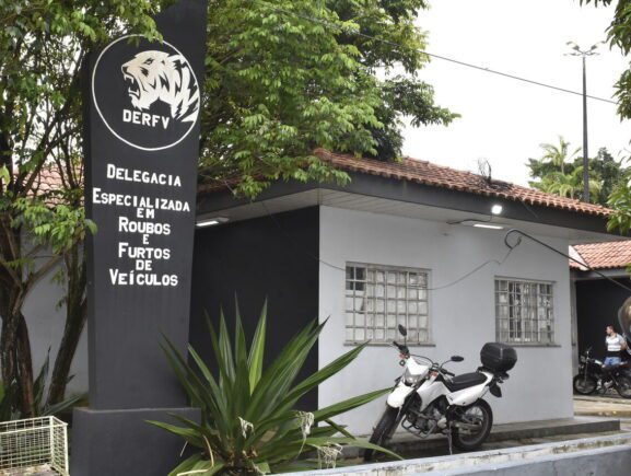 Forte atuação da Delegacia Especializada resulta na recuperação de 458 veículos roubados e furtados e na prisão de 85 pessoas no Amazonas