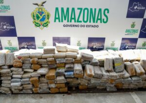 Imagem da notícia - Apreensão recorde: Polícia Militar do Amazonas retira de circulação 28 toneladas de drogas em 2025