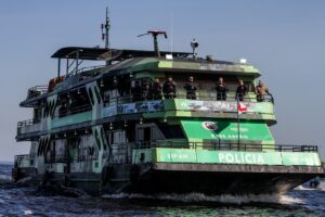 Imagem da notícia - Base Arpão 2: Foragido da Justiça é preso em embarcação no município de Coari