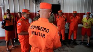 Imagem da notícia - Corpo de Bombeiros do Amazonas segue buscas por desaparecidos em naufrágio e já percorreu mais de 10 km do rio Amazonas