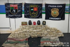 Imagem da notícia - Base Arpão 3: PMAM apreende mais de 220 kg de skunk nas proximidades de Barcelos