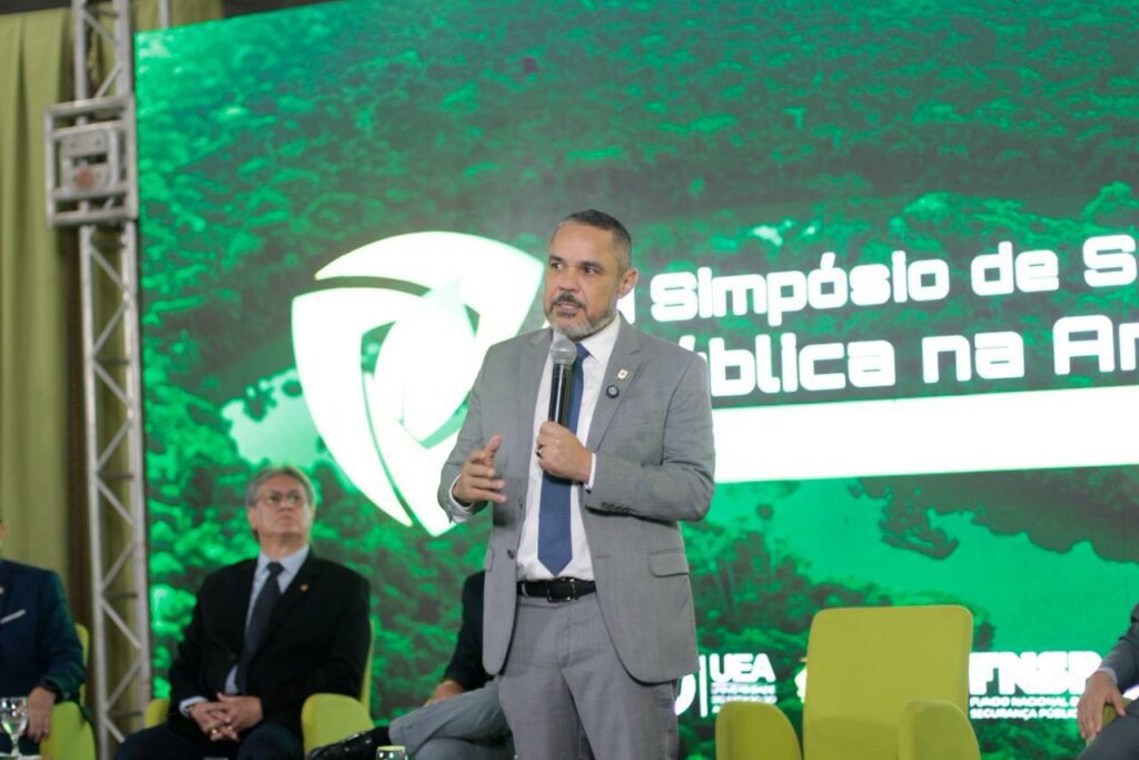 SECRETARIO VINICIUS LANCAMENTO ANUARIO REVISTA SEGURANCA FOTOS VICTOR LEVY SSP 1