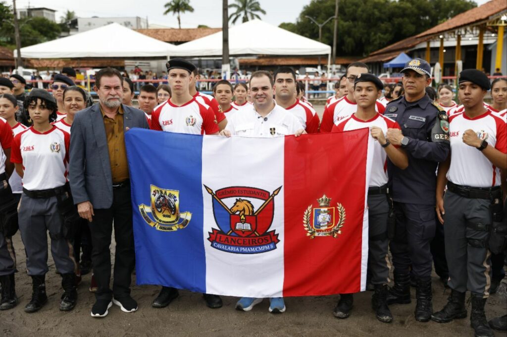Durante celebracao dos 189 anos da PMAM governador interino Roberto Cidade destaca mais de R 1 bilh