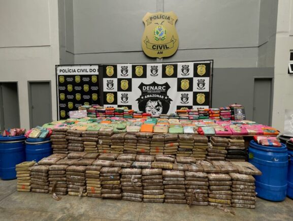Segurança Presente: Denarc apreende aproximadamente 700 quilos de drogas no Amazonas aval…