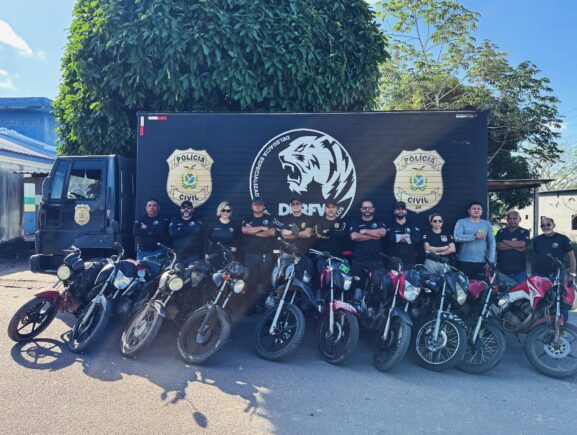 PC-AM apreende 18 motocicletas com restrição de furto e roubo em Itapiranga e Silves